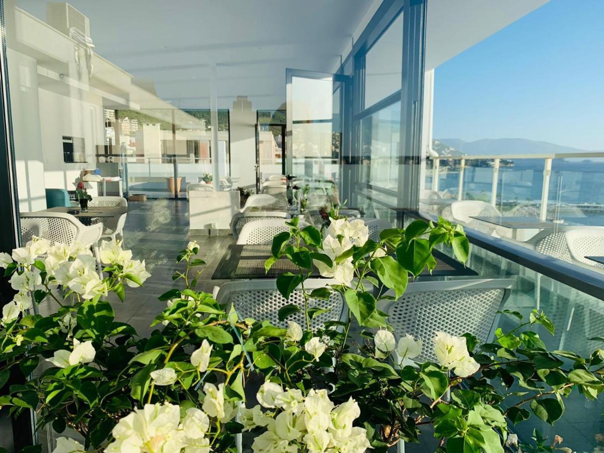 Grand Mirage Hotel Vlore Exterior photo
