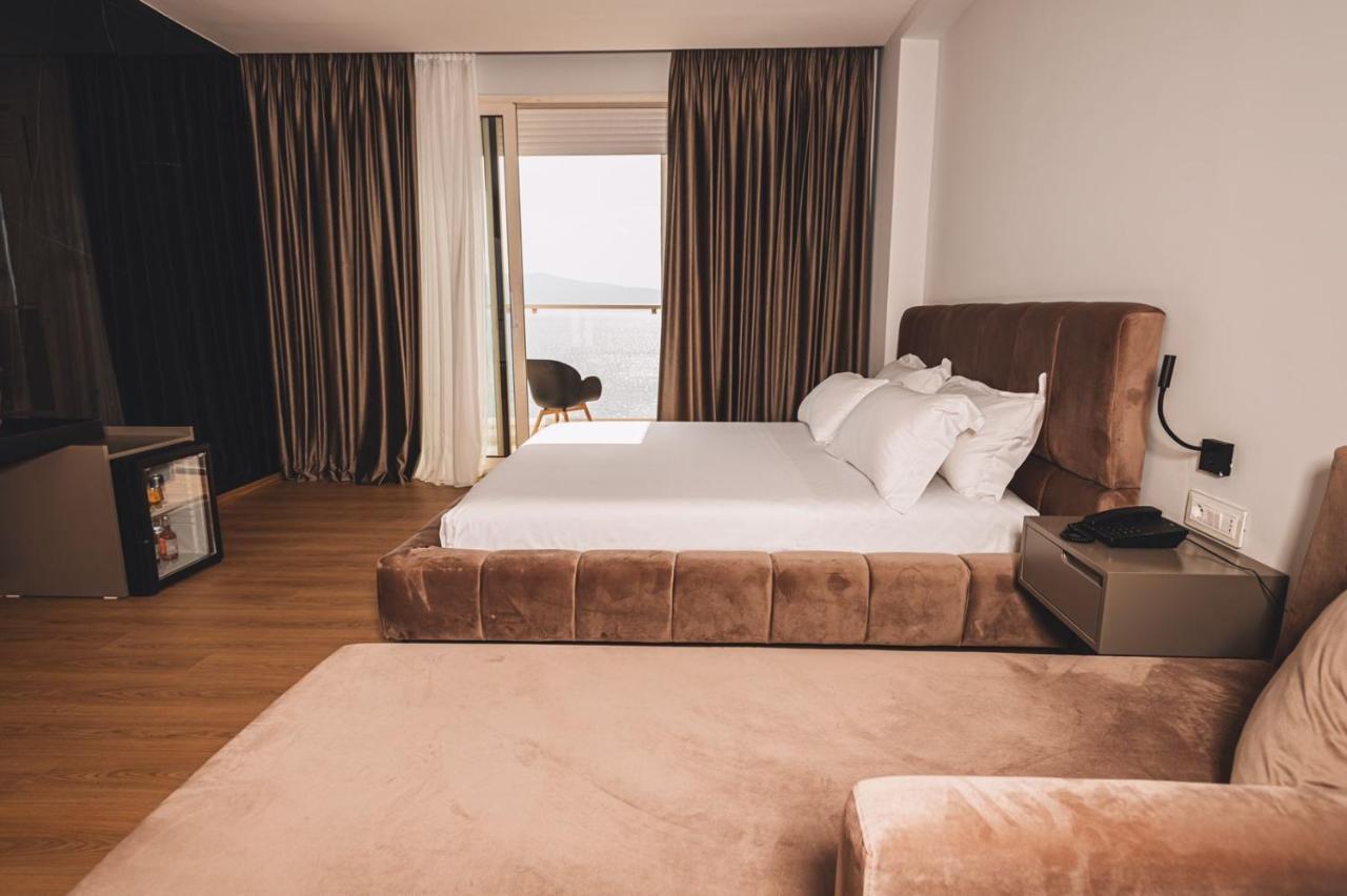 Grand Mirage Hotel Vlore Exterior photo