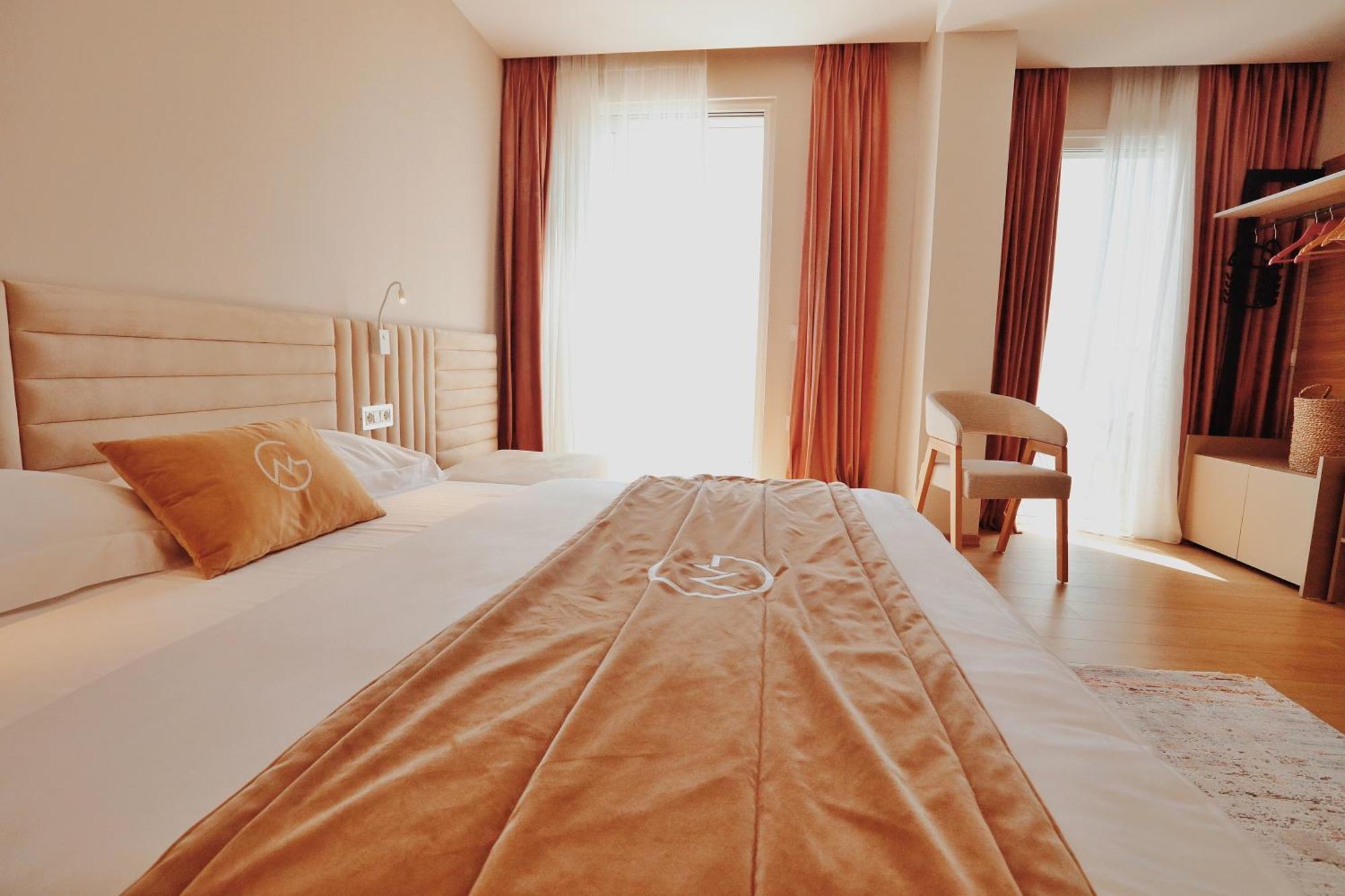 Grand Mirage Hotel Vlore Exterior photo