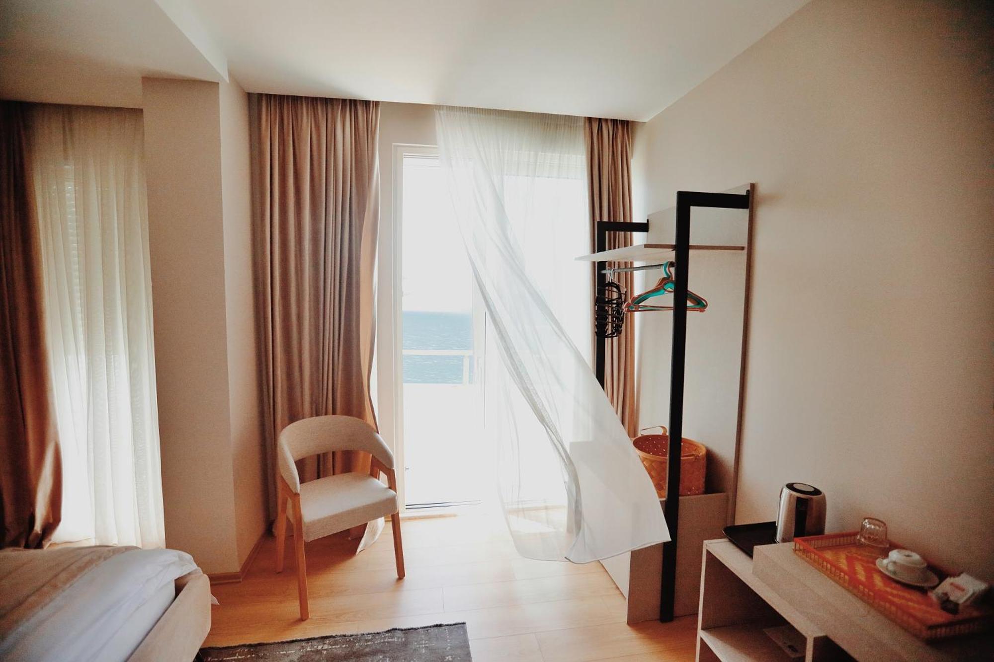 Grand Mirage Hotel Vlore Exterior photo