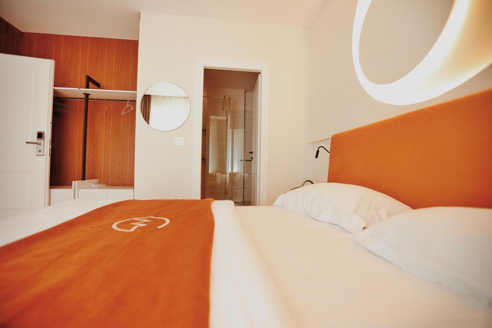 Grand Mirage Hotel Vlore Exterior photo