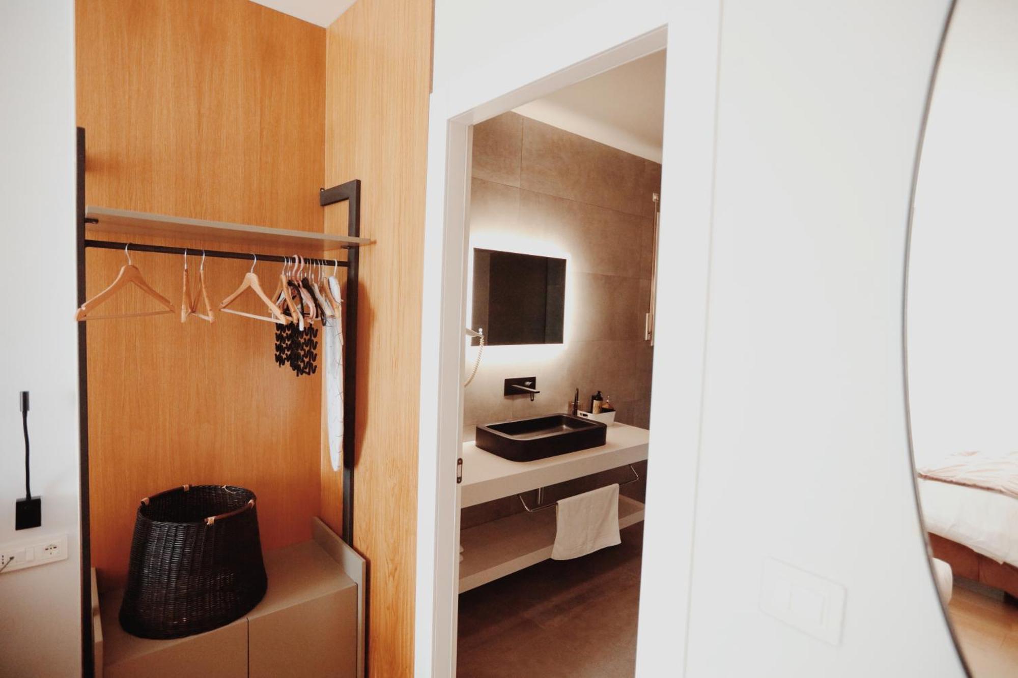 Grand Mirage Hotel Vlore Exterior photo